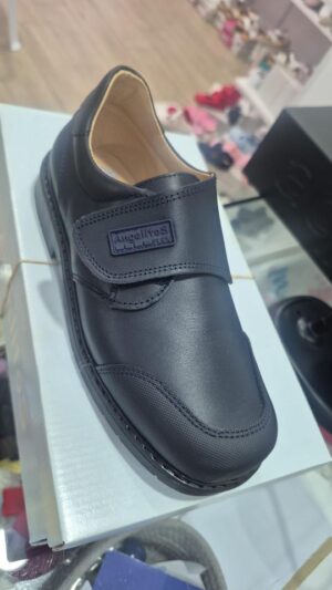 COLEGIALES NIÑO ANG